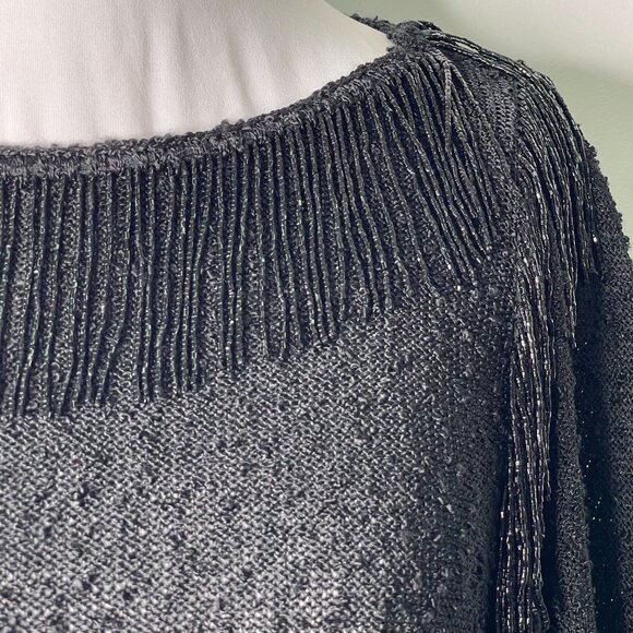 Lillie Rubin Women's Black Long Sleeve Round Neck Fringe Blouse Size Small - Picture 7 of 9